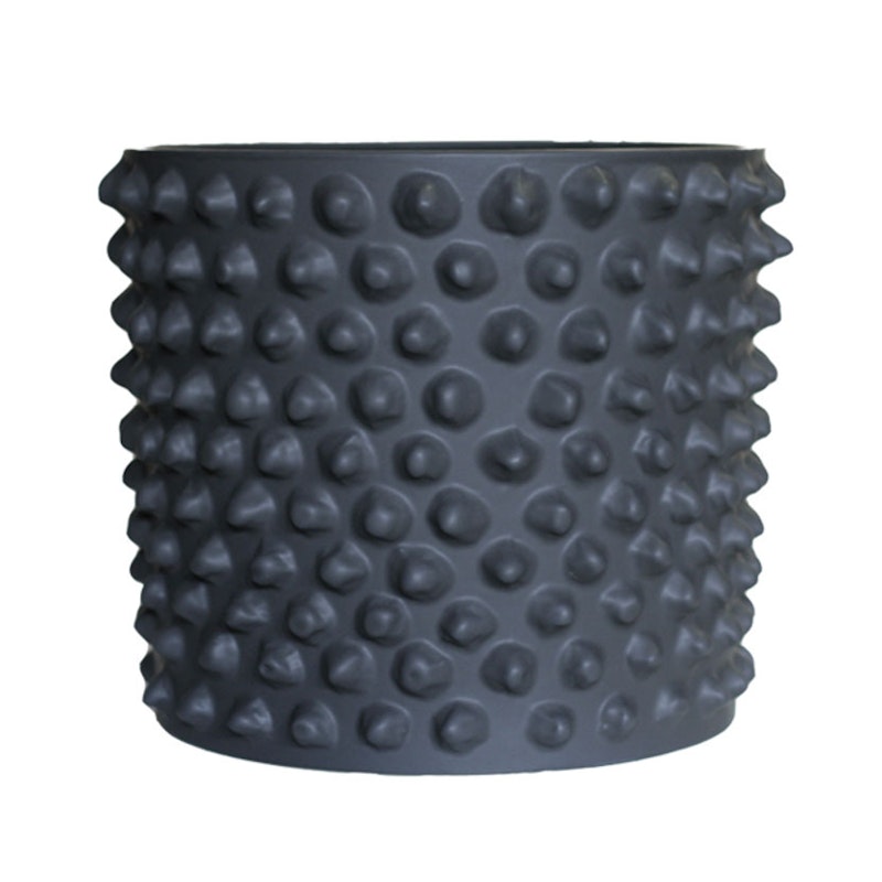 Cloudy Kruka Medium, Mörkgrå