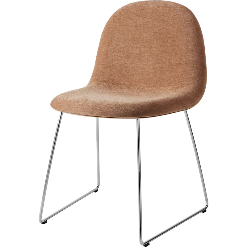 GUBI 3D Matstol, Rostfritt Stål / American Walnut / Belsuede Special Dedar 132