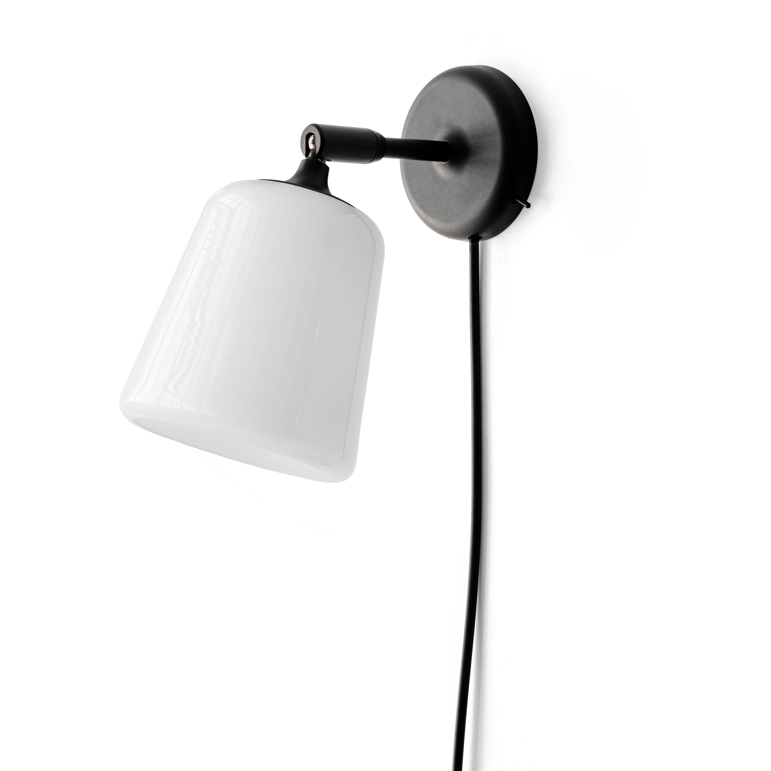 New Works Material V&auml;gglampa The New Edition Opalvit - V&auml;gglampor Opalglas Opalvit - 20164