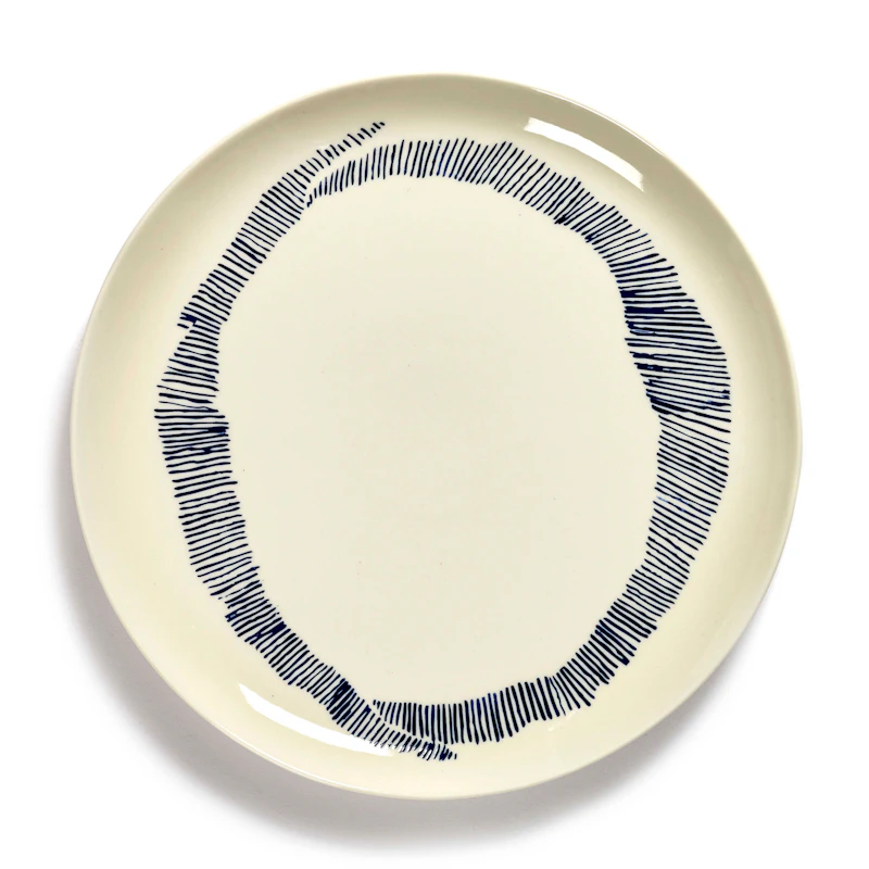 Feast Tallrik 26,5 cm, Vit / Blå Randig