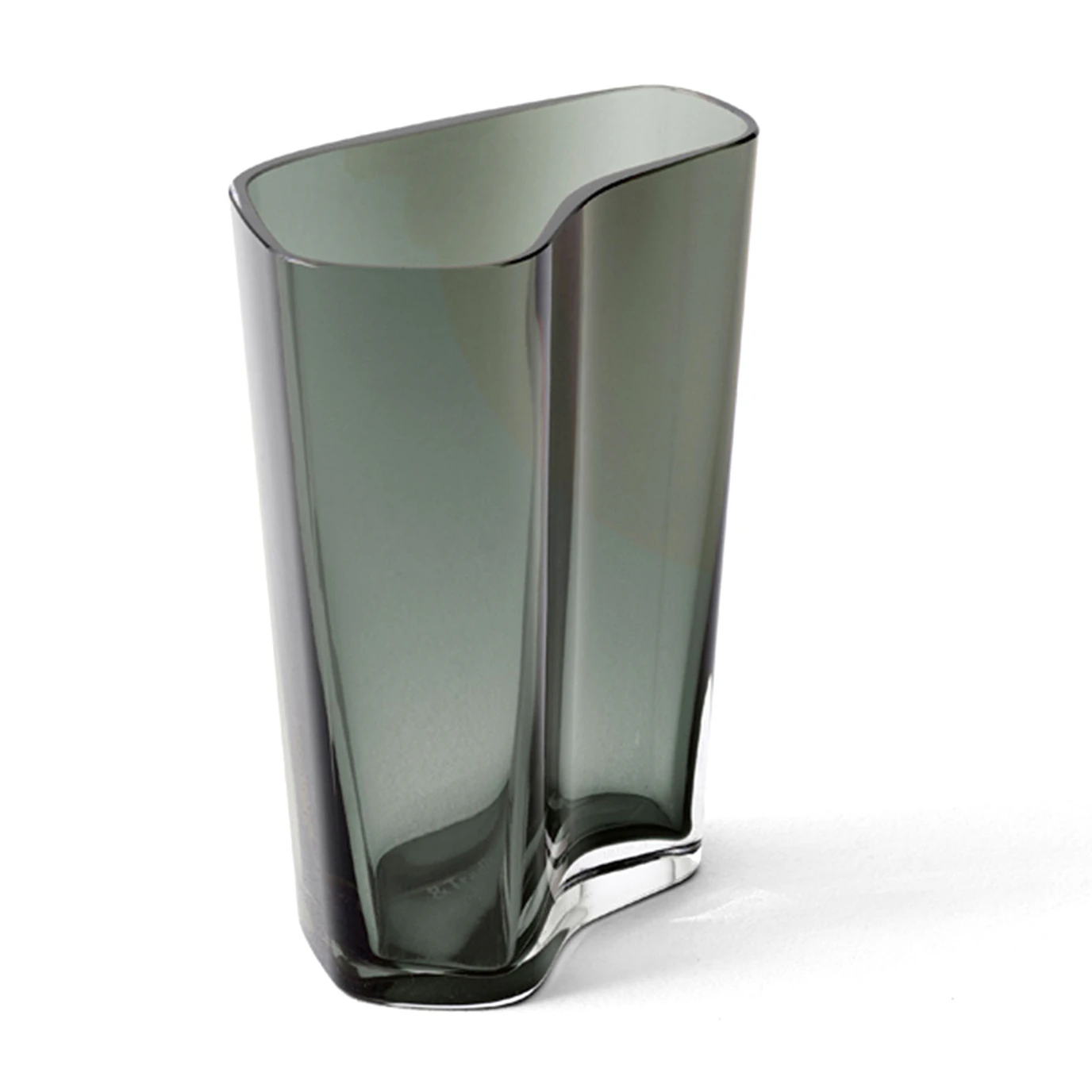 &Tradition Collect Sc35 Vas H24 Cm R&ouml;kf&auml;rgad - Vaser Handbl&aring;st Glas Smoke - 133188A094