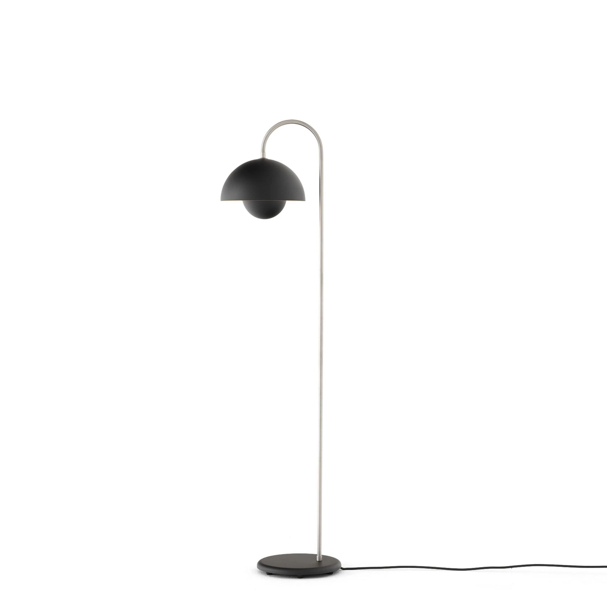 &Tradition Flowerpot Vp12 Golvlampa Matt Black - Golvlampor St&aring;l Mattsvart - 136978A218