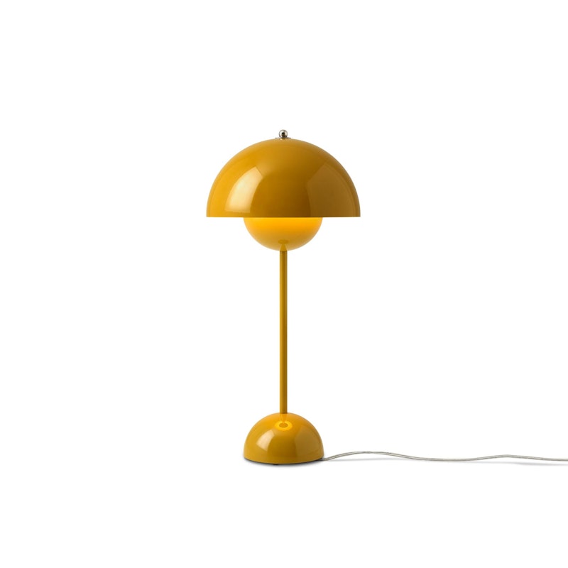 Flowerpot VP3 Bordslampa Gjord av PVC, Gjord av lackad metall, Mustard