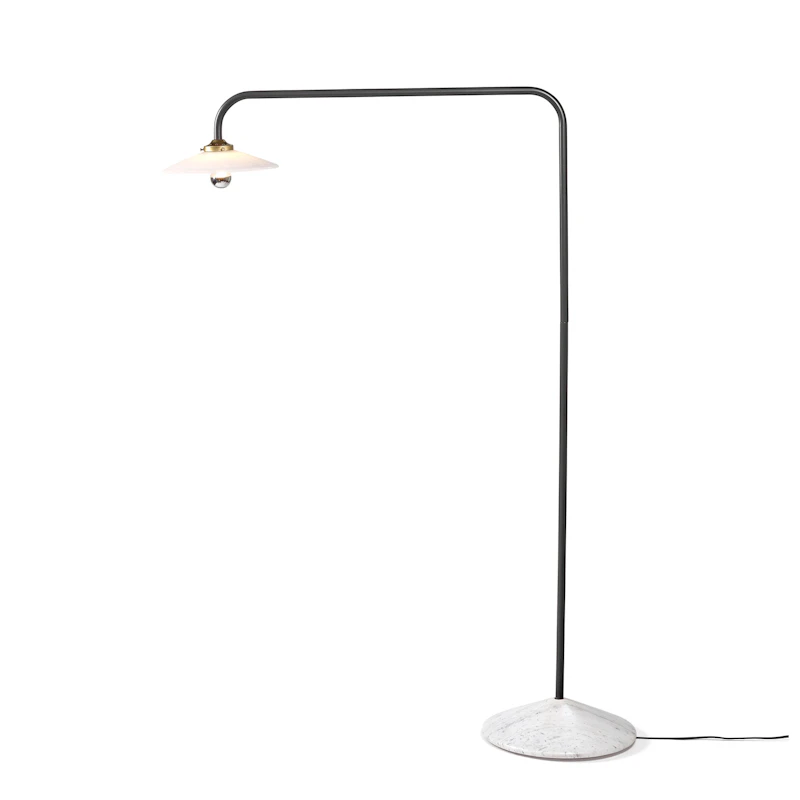 Golvlampa, Svart